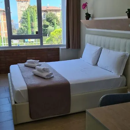 Atico 3* Desenzano del Garda