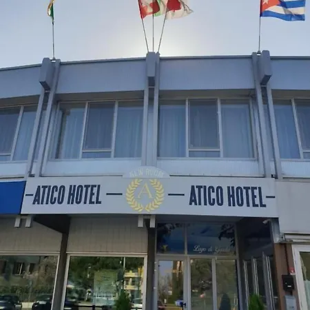 Hotel Atico 3*