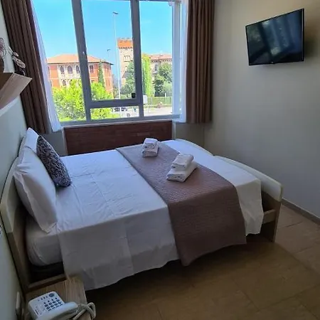 Hotel Atico Desenzano del Garda